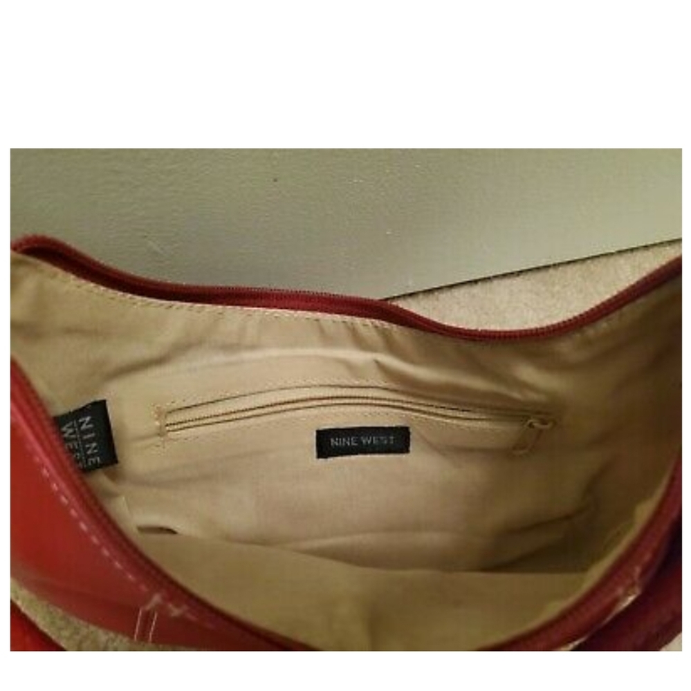 Nine West red PCV leather hobo purse Fabulous - Picture 3 of 3